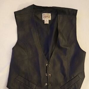 Neutral Zone Women's Black Leather Vest